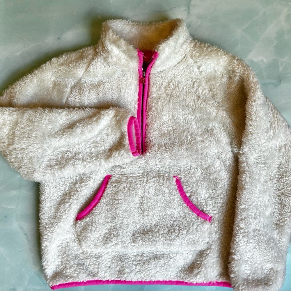 Lilly Pulitzer Girls 6/7 White and Pink Shearling Pullover